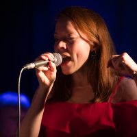 LAURA GRANDY & BAND Bild 5