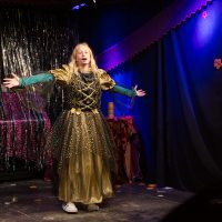 CIRQUES DESASTRE Komödie für 4 Schauspielerinnen von Axel Krieger  Bild 8