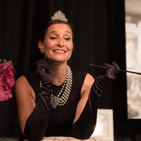 EN SUITE-ALLEIN MIT AUDREY HEPBURN mit DANIELA MICHEL Bild 6